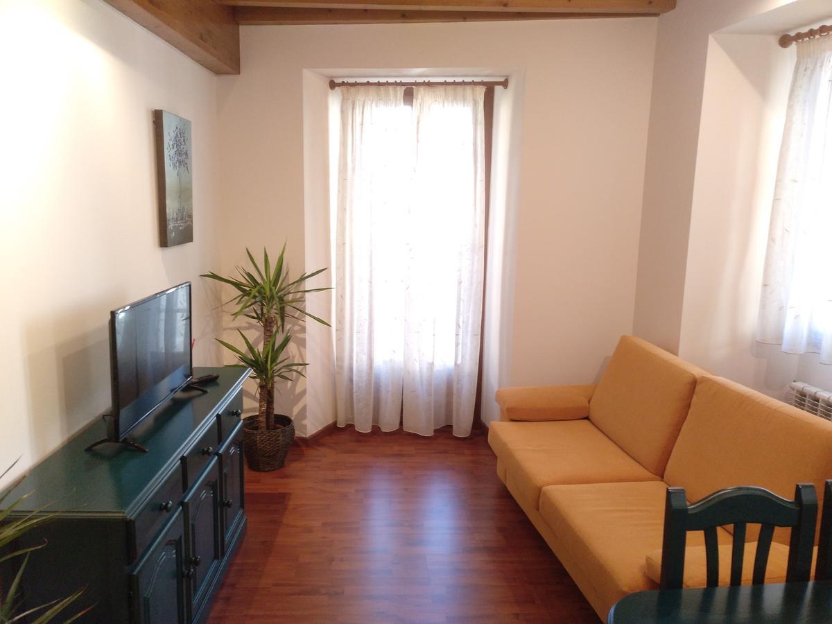 Apartamentos Turisticos Javier لوغو المظهر الخارجي الصورة